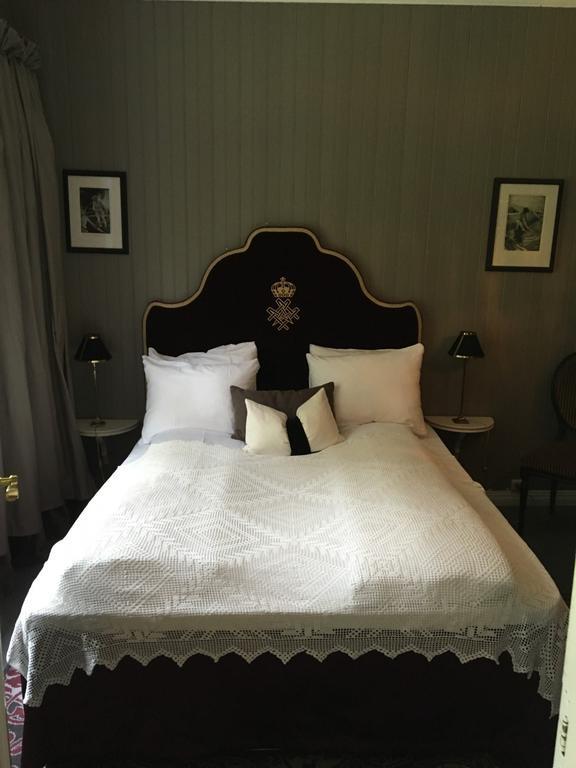 Hotel Union Oye Екстер'єр фото